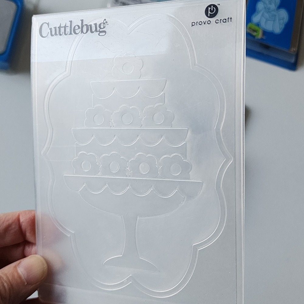 Sizzix Embossing Folders Cuttlebug Disney Cut Emboss Dies Lot Shells Disney Cake - Picture 9 of 12